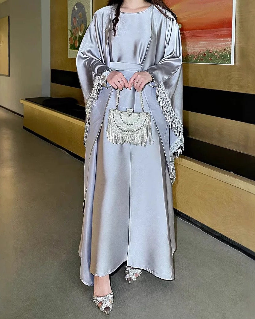 Elegante Abaya mit Verzierung